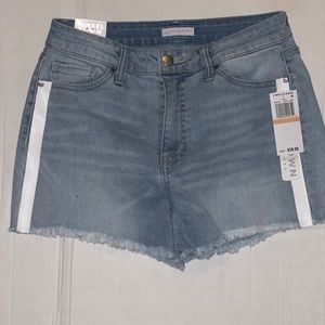 Tinseltown denim jean shorts size 27